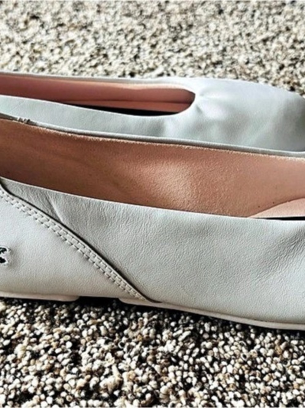 Lacoste Pacific 610 Women's White Flats US 10